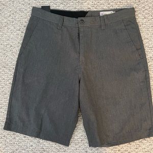 Men’s Volcom shorts